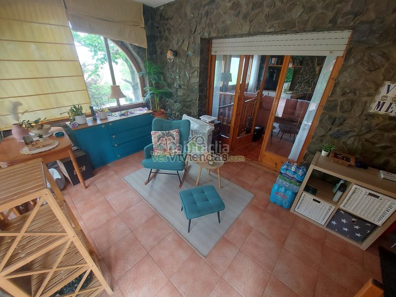 Foto ce1f954f-fcbc-40dd-a001-2cbc9d67adcc. Casa amb xemeneia calefacció piscina a Castellbisbal