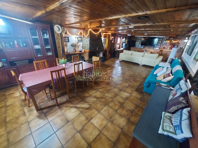 Foto e7b7236c-dbf7-4364-8f2c-81ffcadab484. Casa amb xemeneia calefacció piscina a Castellbisbal