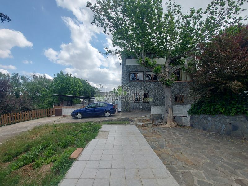 Foto eb0541c5-ab8e-483b-82b6-1dd580331a9c. Casa amb xemeneia calefacció piscina a Castellbisbal
