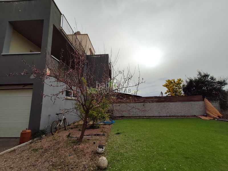 Foto b2f0a3e1-1060-4dd3-9d35-5de34019728b. Casa amb calefacció aparcament a Viladecavalls