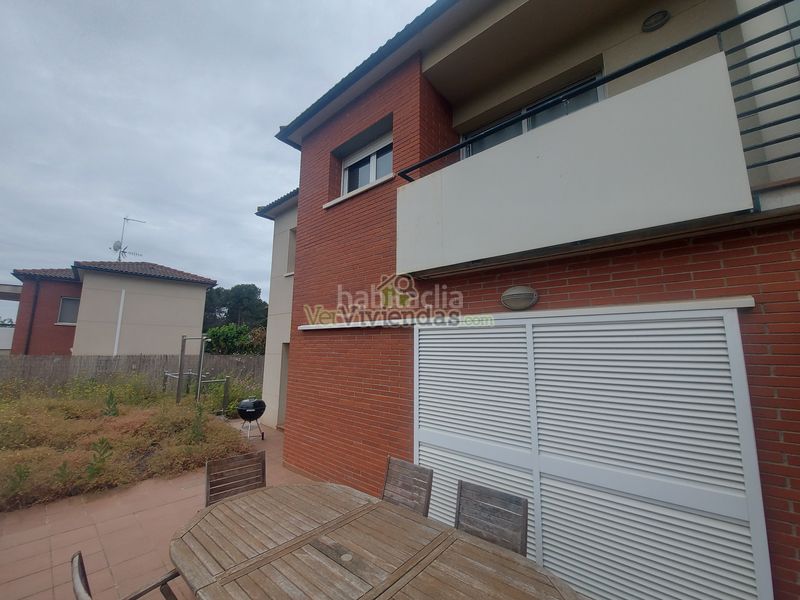 Foto ae12b0af-ea05-426d-9d21-a9261e2a9b91. Casa adossada amb calefacció aparcament a Piera