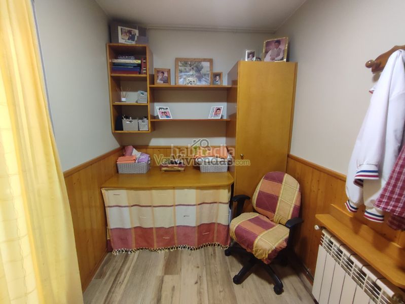 Foto f4a57831-92d7-4b3b-9e85-a8678442f42b. Pis amb xemeneia calefacció a Viladecavalls