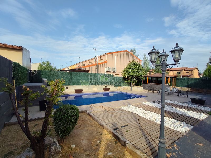Foto b6fb7ea2-33bf-492b-8a97-7c27896db8d3. Casa amb xemeneia calefacció aparcament piscina a Collbató