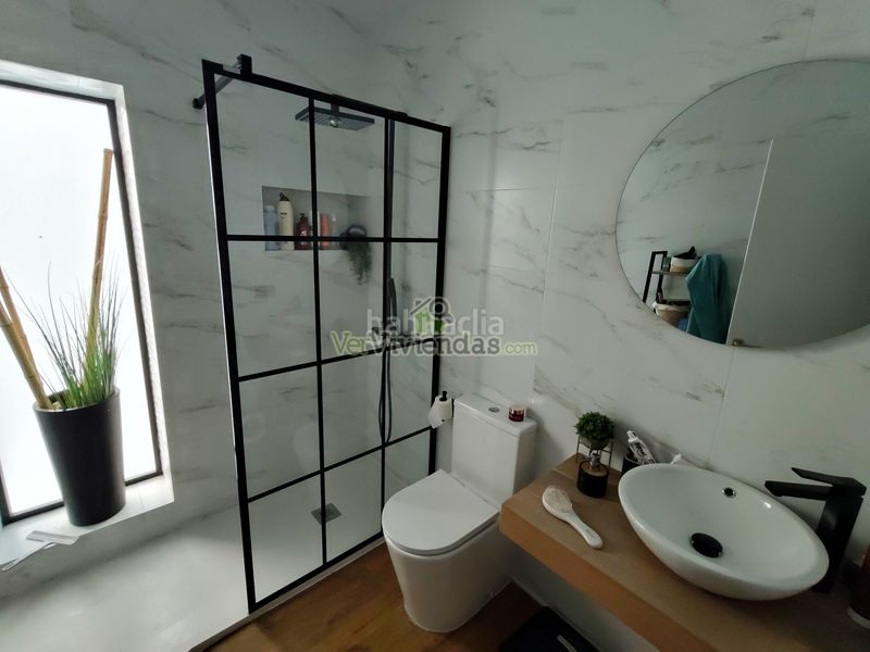 Foto ee452fab-f7d4-4c4d-b8a2-faba9036a531. Casa amb xemeneia calefacció aparcament piscina a Collbató