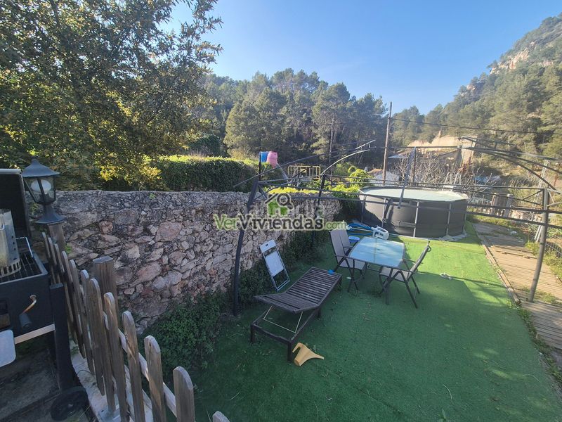 Foto 042b7150-12b3-4d36-a454-5ced83c3636a. Casa amb calefacció a Vallirana