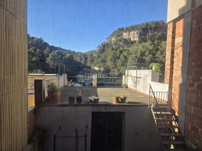 Foto 6954b24e-a7c1-48d3-a217-aa02079c82e5. Casa amb calefacció a Vallirana