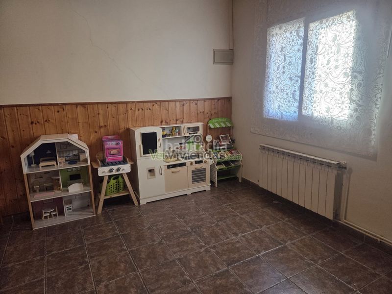 Foto 740f97af-3613-43fc-ad07-1e496a1565fa. Casa amb calefacció a Vallirana