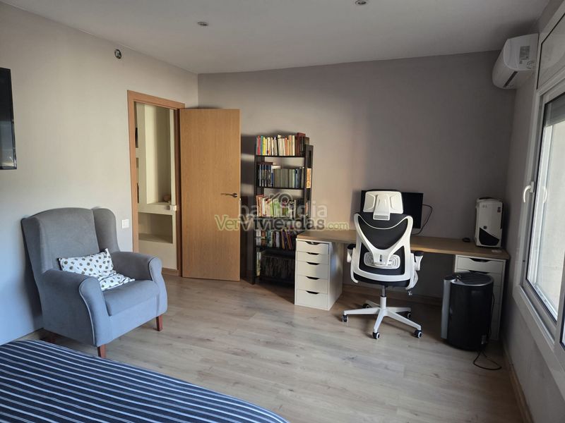 Foto ef16c72e-ad0f-4ce9-80aa-37bd682dbf93. Casa amb calefacció a Vallirana