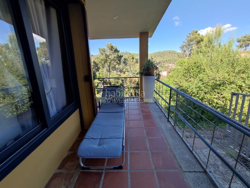 Foto 18fbffeb-7748-4bcb-bc9e-2ab514a2ae7b. Casa amb xemeneia calefacció aparcament piscina a Torrelles de Llobregat