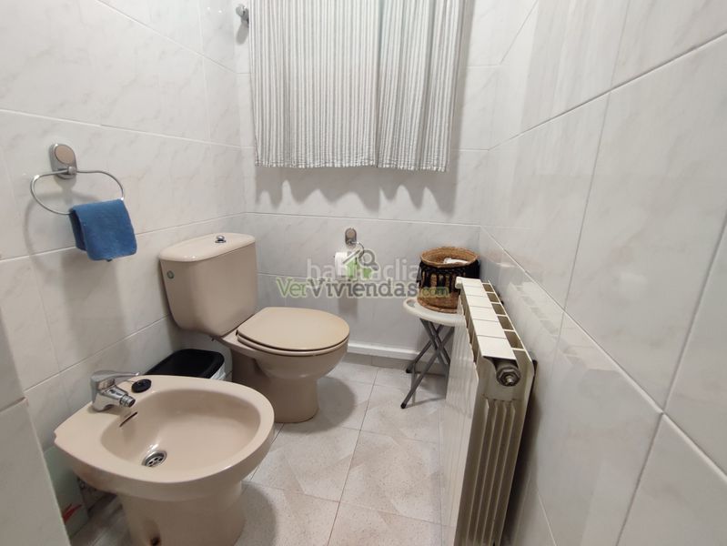 Foto 50782cdf-b806-481f-9546-9f517ea1ba64. Casa amb xemeneia calefacció aparcament piscina a Torrelles de Llobregat