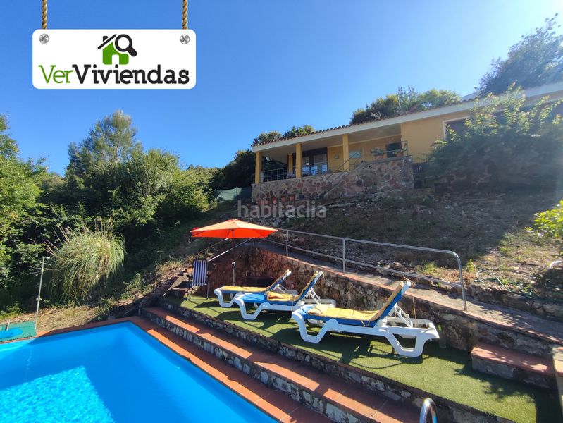 Foto 657b95b2-f10e-44d3-a1e7-66ff87df812c. Casa amb xemeneia calefacció aparcament piscina a Torrelles de Llobregat