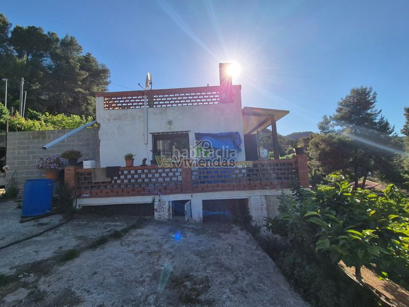 Foto 31db1e9e-ca53-4b20-aeda-ff7ea89bff98. Casa amb xemeneia calefacció a Corbera de Llobregat