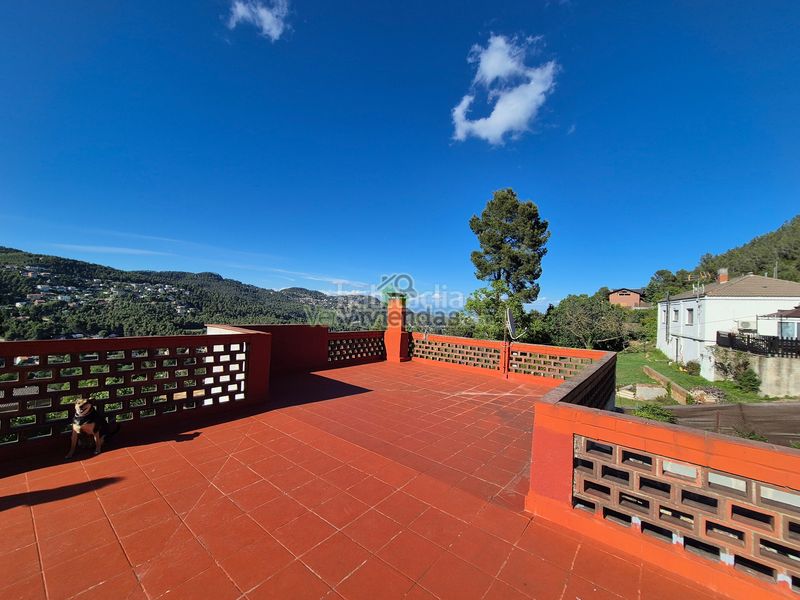 Foto 64e5cdaf-7218-4202-997b-82a1ad769b6e. Casa amb xemeneia calefacció a Corbera de Llobregat