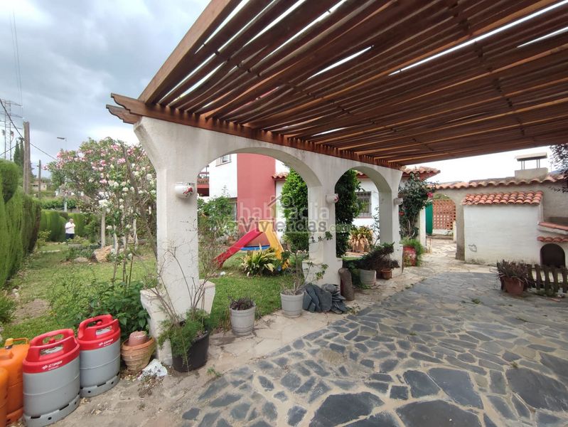 Foto 5ba38d17-3ed1-422c-b1d4-345439209061. Casa amb xemeneia aparcament a Vallirana