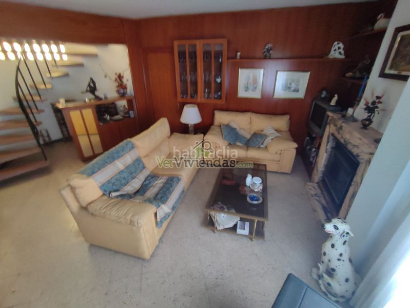 Foto 5d5845b1-7fc0-4a1d-964d-02fec050f1ff. Casa amb xemeneia aparcament a Vallirana