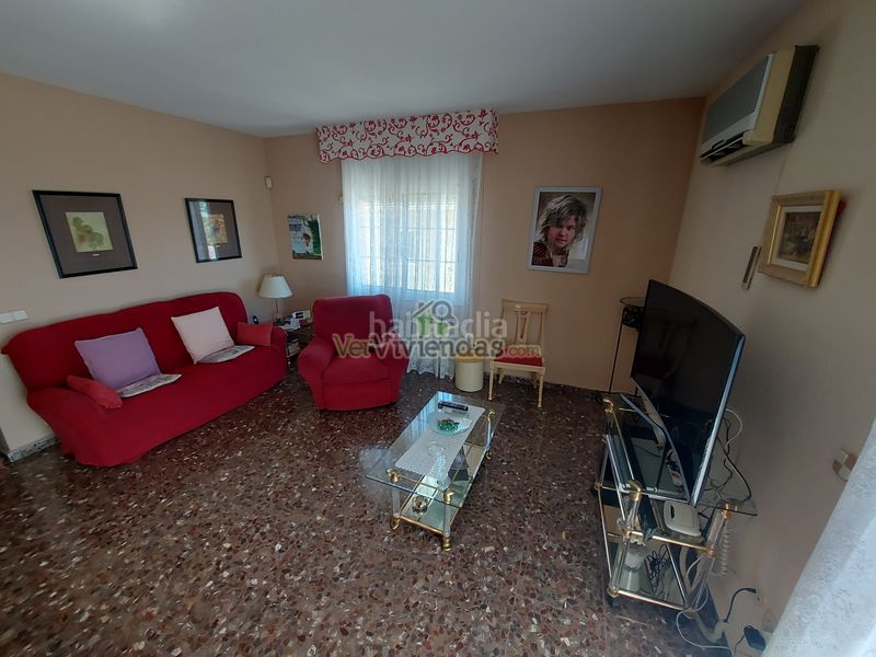 Foto 0d40a889-efc9-494a-b385-7e1bd0ab37d5. Casa amb calefacció aparcament a Masquefa