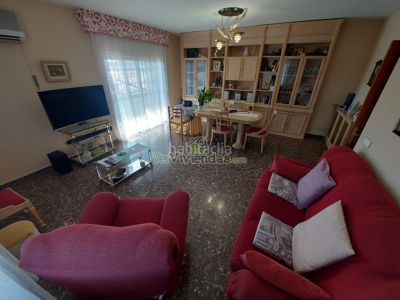Foto 5f757078-b808-4f47-b667-d90723f43163. Casa amb calefacció aparcament a Masquefa