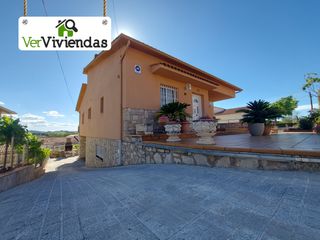Casa a Masquefa. Bonita casa cerca del centro