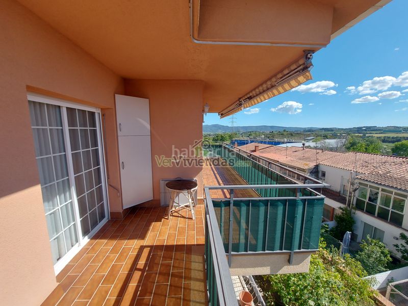 Foto c64a5db9-92b5-4001-90ea-9d421979ae15. Casa amb calefacció aparcament a Masquefa