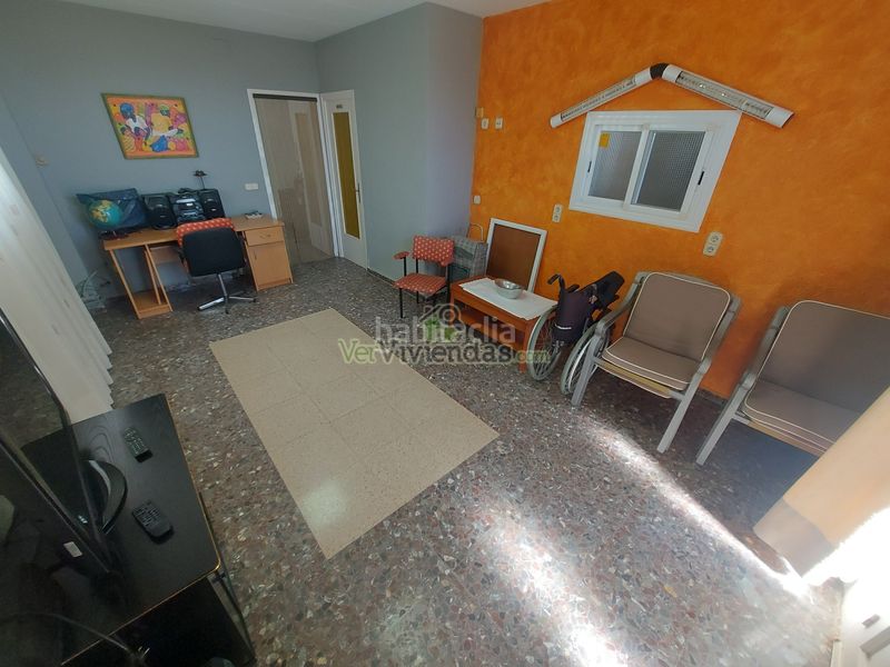 Foto ee4e22f3-6620-451e-9fe5-c60186c629fc. Casa amb calefacció aparcament a Masquefa