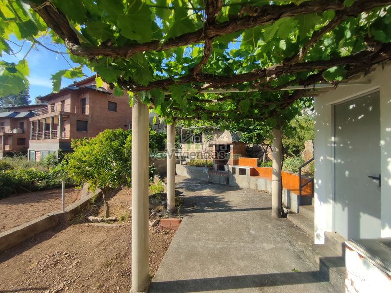 Foto 6083a27a-a2cf-43da-bbb7-358e43e2efa0. Casa a carrer major 550 a Vallirana