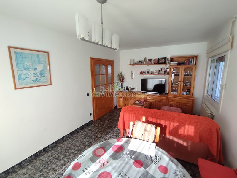 Foto f67a7dd3-8a99-4b72-800d-7701cb7c4a7f. Casa a carrer major 550 a Vallirana