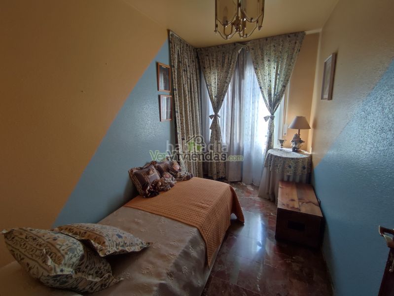 Foto 5d2332e5-5250-44a4-b683-1c707b7d3fab. Casa adossada amb xemeneia calefacció aparcament a Torrelles de Llobregat