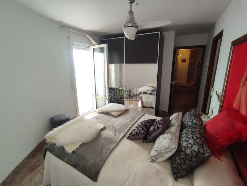 Foto dc0d4fbf-42ff-408f-9f79-9ada198dba15. Casa adossada amb xemeneia calefacció aparcament a Torrelles de Llobregat