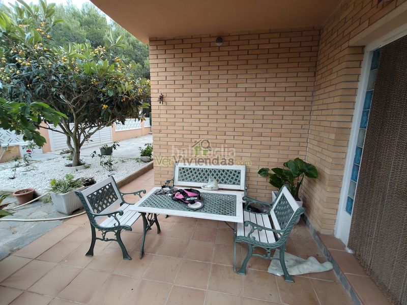 Foto 743ba776-85d3-45b6-94d1-7e2214a52782. Casa amb xemeneia calefacció aparcament piscina a Masquefa