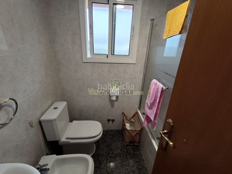 Foto 7df96a5a-64dd-4c49-89c6-7a800fe831f3. Casa amb xemeneia calefacció aparcament piscina a Masquefa