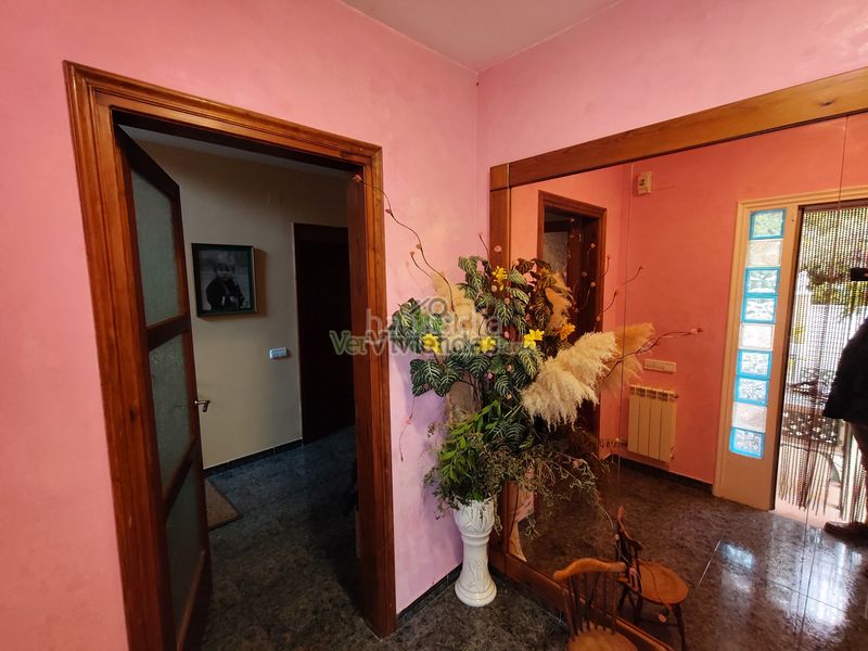 Foto cb2ec374-5267-45a5-a396-422f8a1c32dd. Casa amb xemeneia calefacció aparcament piscina a Masquefa