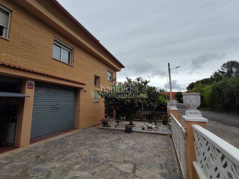 Foto e8b221cb-e7ad-4674-a75f-1a16a66ec1b9. Casa amb xemeneia calefacció aparcament piscina a Masquefa