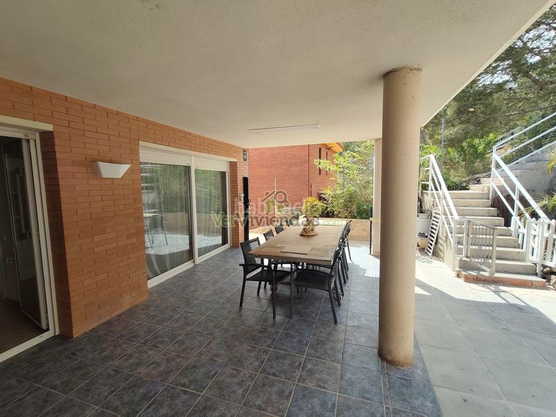 Foto 305fc2a3-0a5d-468b-8622-193106882c1d. Casa amb xemeneia calefacció aparcament piscina a Begues