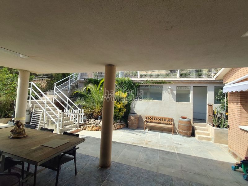 Foto dc1f12f1-5124-4475-82c2-d9541a3db30a. Casa amb xemeneia calefacció aparcament piscina a Begues