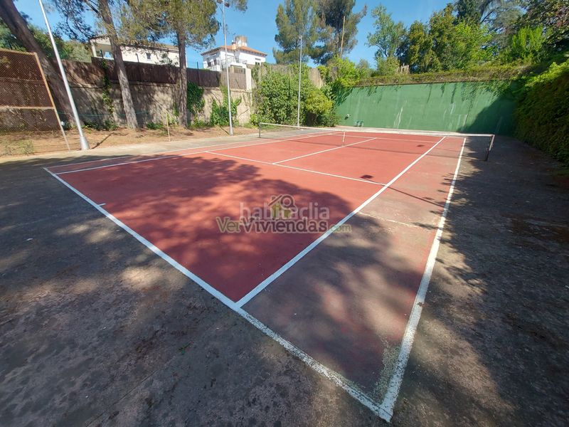 Foto 64d9f89b-05da-4587-9aa5-e85fe39d846a. Casa amb xemeneia aparcament piscina a Piera