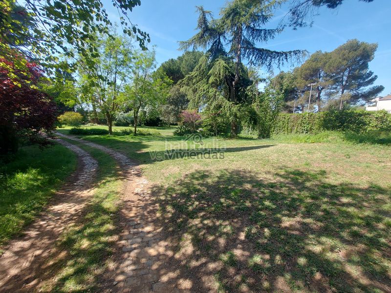 Foto a2a06d19-4819-4924-8245-0d5ea8f8c938. Casa amb xemeneia aparcament piscina a Piera
