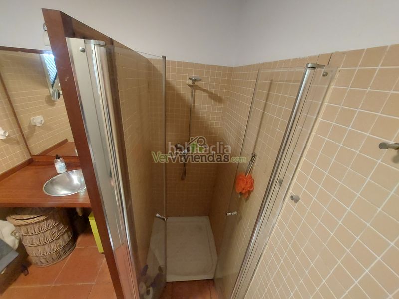 Foto cb3f0563-dce8-476b-86de-d39c82b6d5e8. Casa amb xemeneia aparcament piscina a Piera