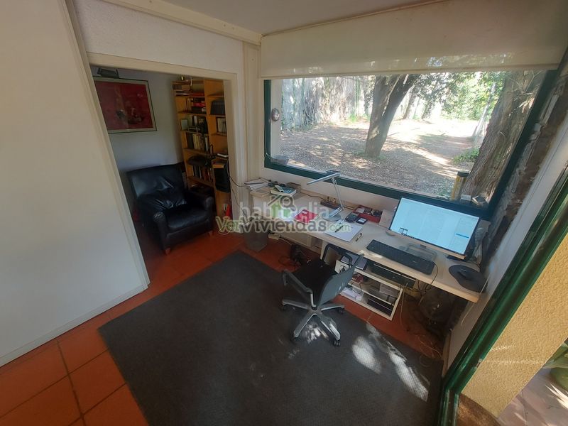 Foto d9e99186-8218-4a45-8170-38b4b48cbc9f. Casa amb xemeneia aparcament piscina a Piera