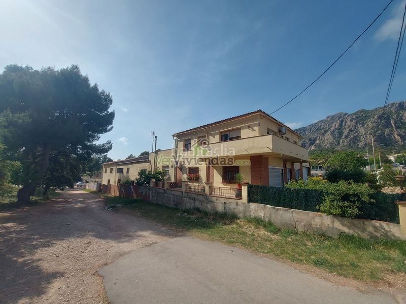 Foto 6baee9f2-6710-4555-b837-58f206f104b7. Maison avec chauffage parking dans Collbató