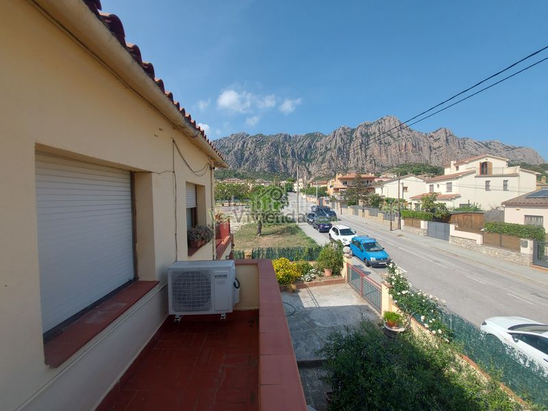 Foto fe403a9e-f402-4d99-b059-c3c4b0d4e310. Maison avec chauffage parking dans Collbató