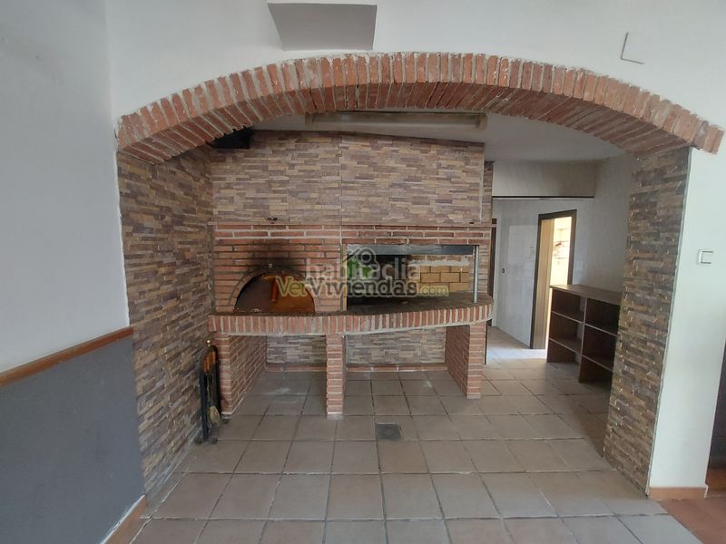 Foto a24a4ad5-888f-46c8-b072-e46a26ca7902. Casa amb calefacció aparcament a Vallirana