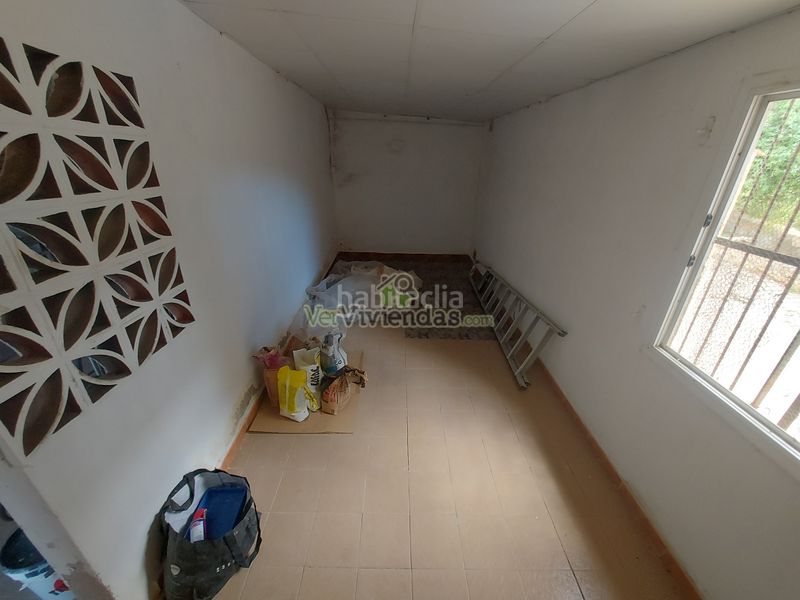 Foto e429bfec-2c6e-49e1-9809-9d881207e51c. Casa amb calefacció aparcament a Vallirana