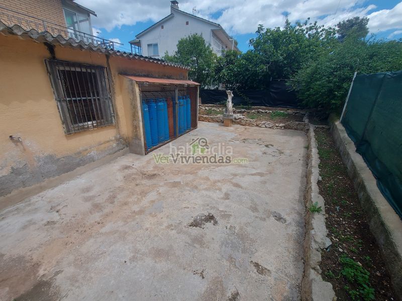 Foto e4961f20-aa8e-45ab-864d-0d8809b16943. Casa amb calefacció aparcament a Vallirana