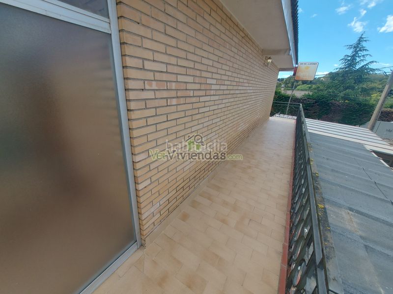 Foto ea69d14c-0e74-49e4-b8f0-230e77475c86. Casa amb calefacció aparcament a Vallirana