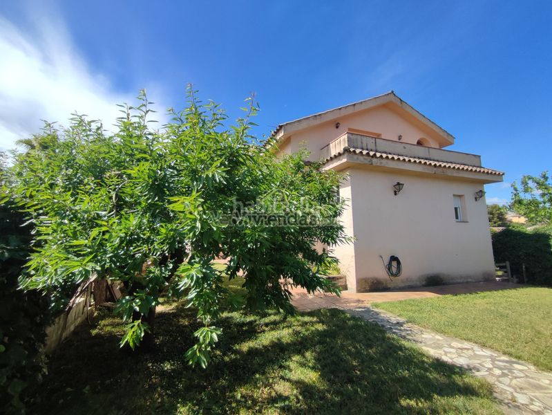 Foto 3f226c02-4c0f-4075-a86b-63d635c0893a. Casa amb xemeneia calefacció piscina a Can Rial Esparreguera