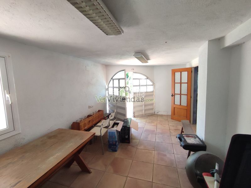 Foto 7aaa19eb-2241-4a3c-b3fb-60a558abce9a. Casa amb xemeneia calefacció piscina a Can Rial Esparreguera