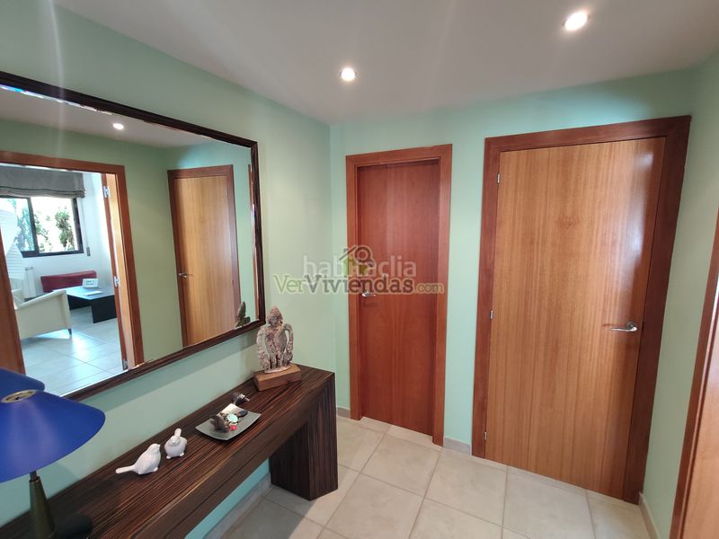 Foto 4bac0cf8-aa1f-4474-9128-4535c8bcd320. Casa amb xemeneia calefacció aparcament piscina a Corbera de Llobregat