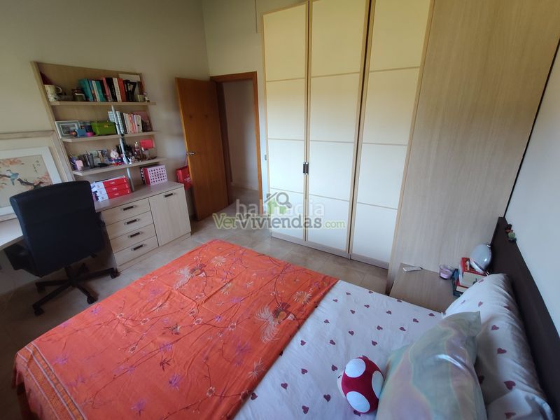 Foto 88dd8cfc-aad8-4612-8134-193653246c3b. Casa amb xemeneia calefacció aparcament piscina a Corbera de Llobregat