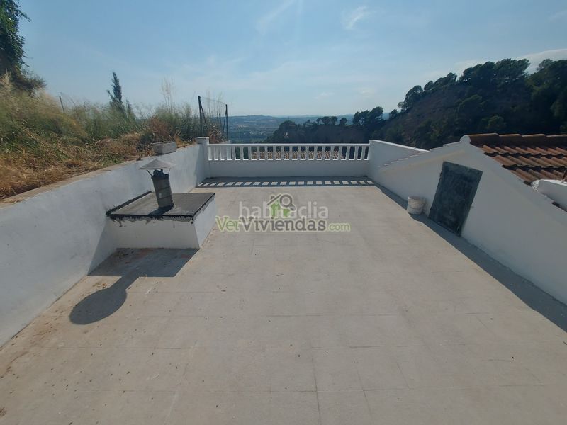 Foto 23f8b71b-c3b9-4034-aa11-3df7e6344224. Casa amb calefacció aparcament a Abrera