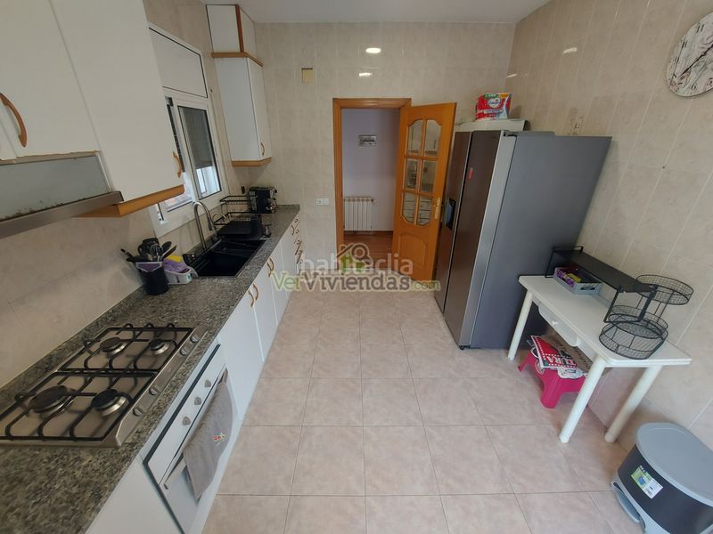 Foto 6bb43559-6bed-4895-9539-5a74f93afbcd. Casa amb calefacció aparcament a Abrera